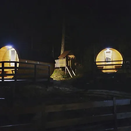 Kemping Beczki Pod Lasem